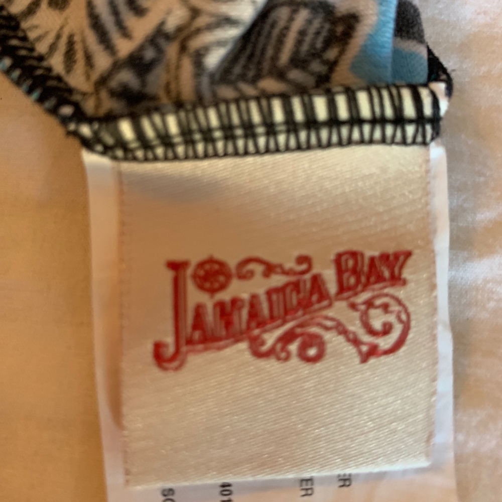 Swim top - Picture 3 of 4